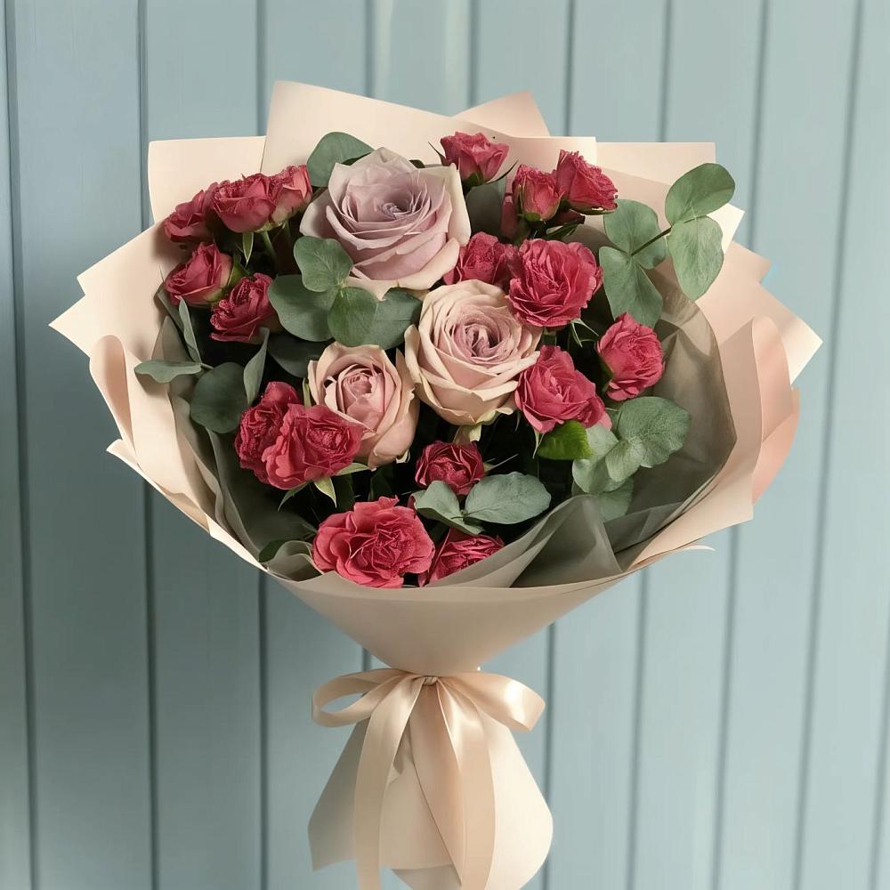 Букет цветов из: Гвоздики и Розы в Детчино