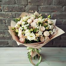 Букет цветов из:  Альстромерии, Розы и Хризантемы в Детчино