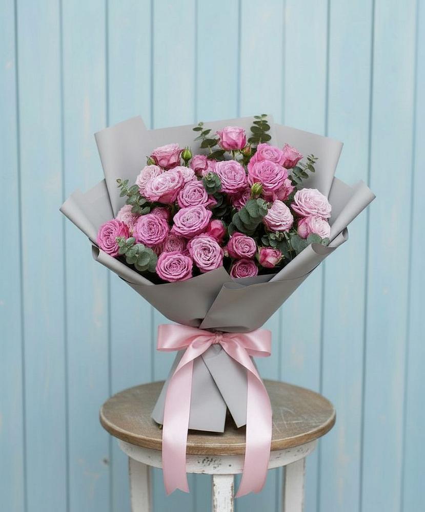 Букет цветов из: Розы в Детчино