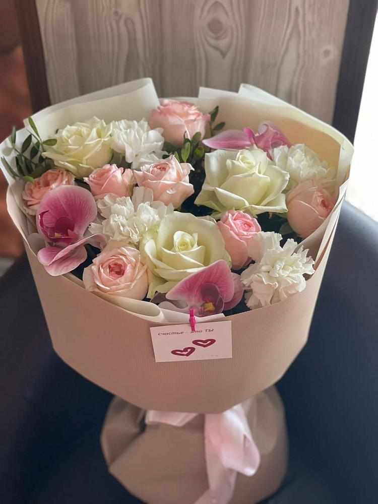 Букет цветов из: Орхидеи, Розы и Гвоздики в Детчино