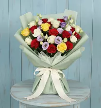 Букет цветов из:  Розы в Детчино