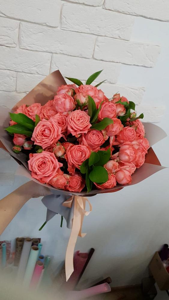 Букет цветов из: Розы в Детчино