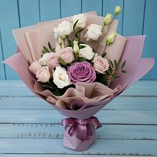 Букет цветов из:  Розы и Лизиантусы в Детчино