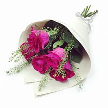 Букет цветов из:  Розы в Детчино