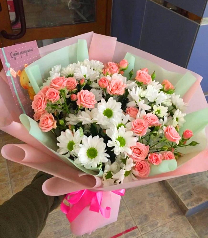 Букет цветов из: Розы и Хризантемы в Детчино