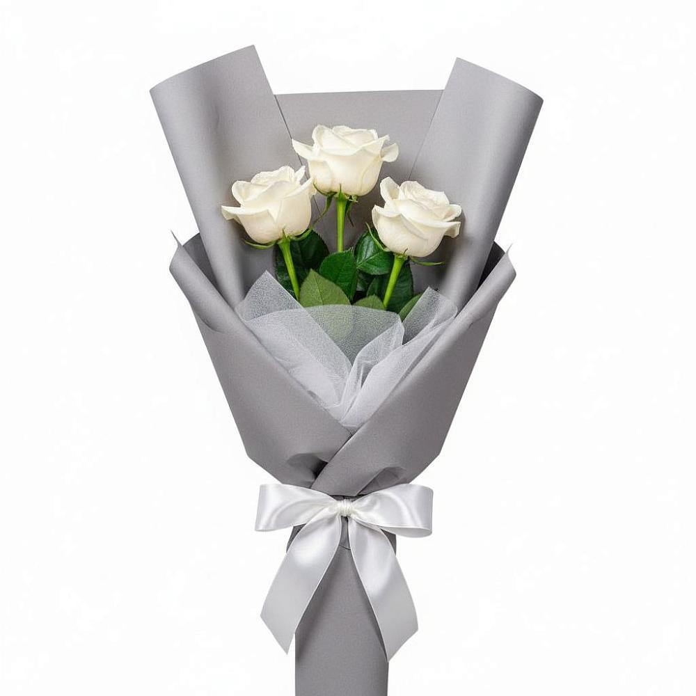 Букет 3 белые розы в Детчино