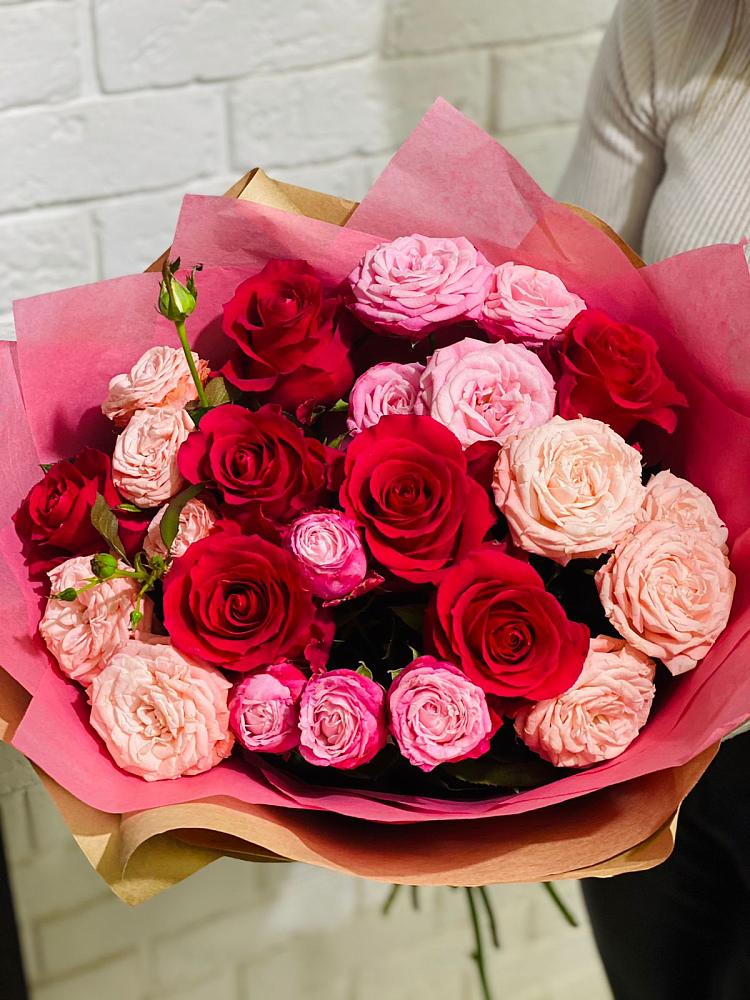 Букет цветов из: Розы в Детчино