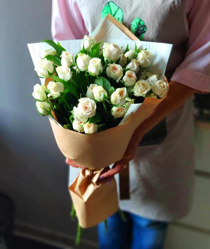 Букет цветов из: Розы в Детчино