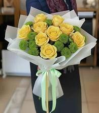 Букет цветов из:  Хризантемы и Розы в Детчино