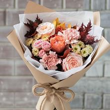 Букет цветов из:  Гвоздики, Хризантемы и Розы в Детчино