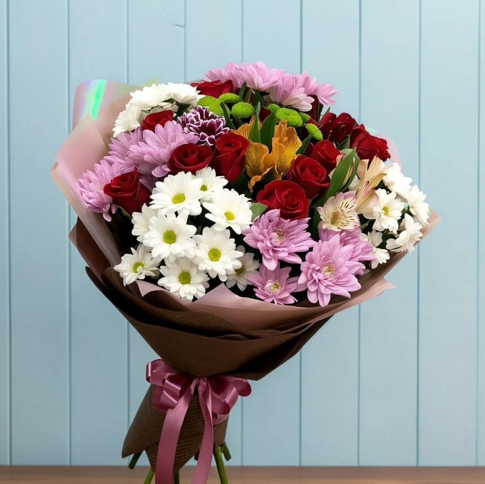 Букет цветов из: Розы, Хризантемы и Альстромерии в Детчино