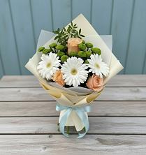 Букет цветов из:  Герберы, Розы и Хризантемы в Детчино