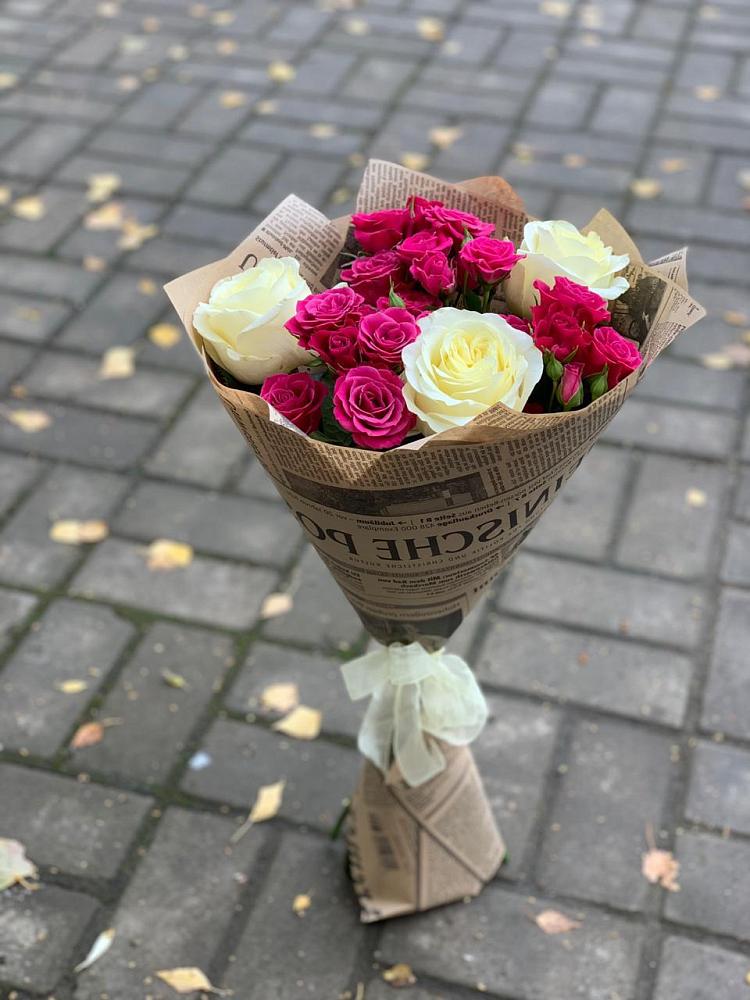 Букет цветов из: Розы в Детчино