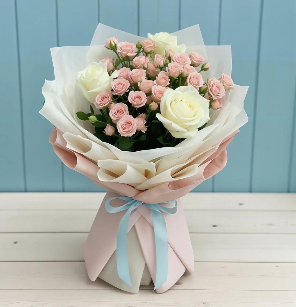 Букет цветов из: Розы в Детчино