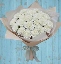 Букет цветов из:  Гвоздики в Детчино