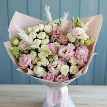 Букет цветов из:  Альстромерии и Розы в Детчино