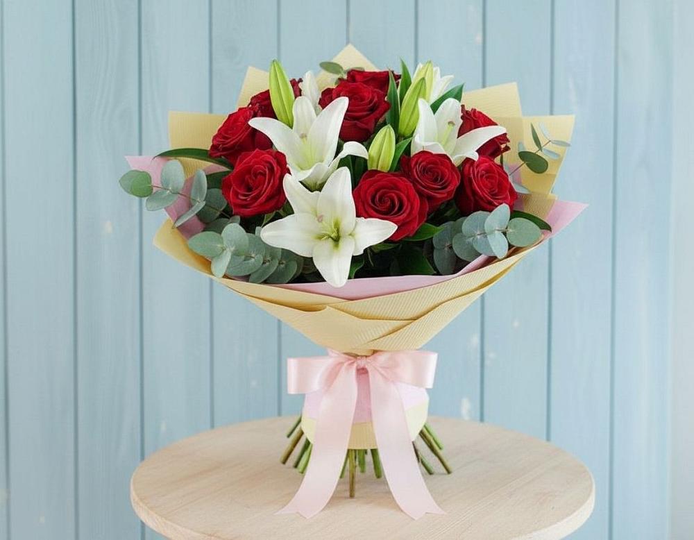 Букет цветов из: Лилии и Розы в Детчино